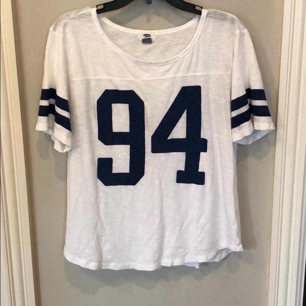 Tee